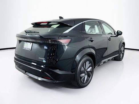 Used 2023 Nissan Ariya FWD image 9