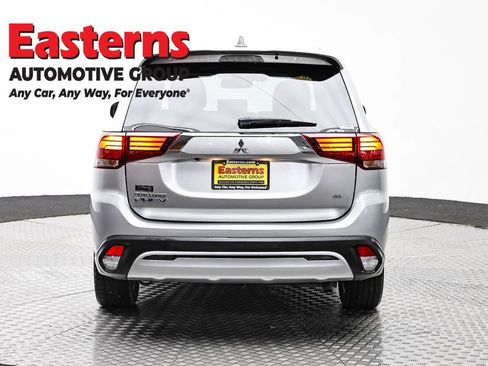 Used 2022 Mitsubishi Outlander LE AWD/4WD image 6