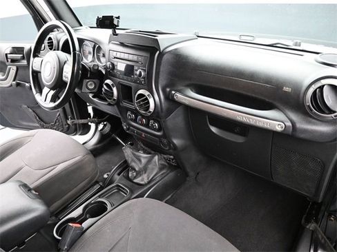 Used 2015 Jeep Wrangler Sport w/ Quick Order Package 23S image 38