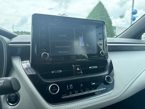 Used 2022 Toyota Corolla SE FWD image 11