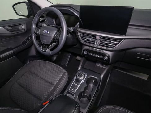 Used 2023 Ford Escape Active w/ Tech Pack #1 AWD/4WD image 18