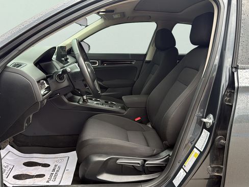 Used 2024 Honda Civic EX image 19