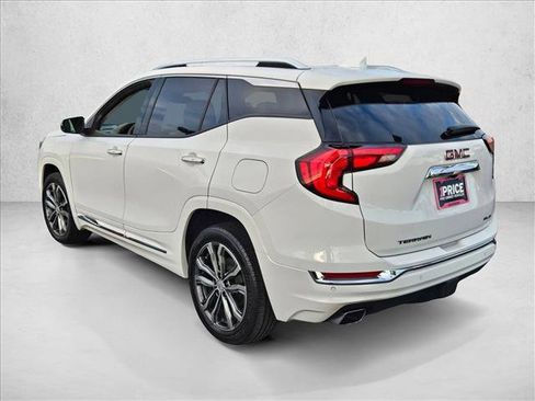 Used 2020 GMC Terrain Denali w/ Denali Premium Package image 8