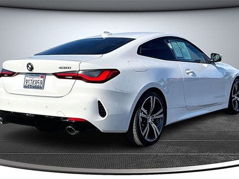Used 2021 BMW 430i Coupe w/ Convenience Package image 6