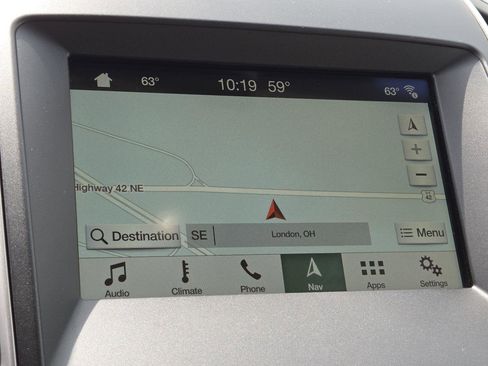 Used 2018 Ford Edge SEL w/ Equipment Group 201A FWD image 3
