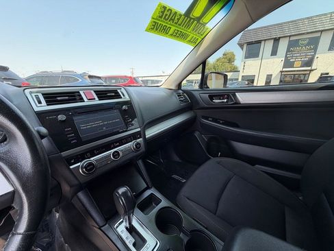 Used 2017 Subaru Legacy 2.5i Premium AWD/4WD image 38
