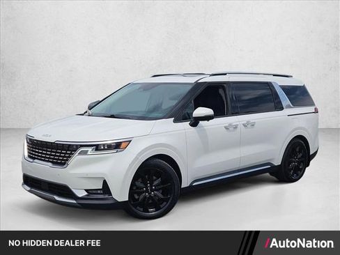 Used 2022 Kia Carnival SX Prestige FWD image 1
