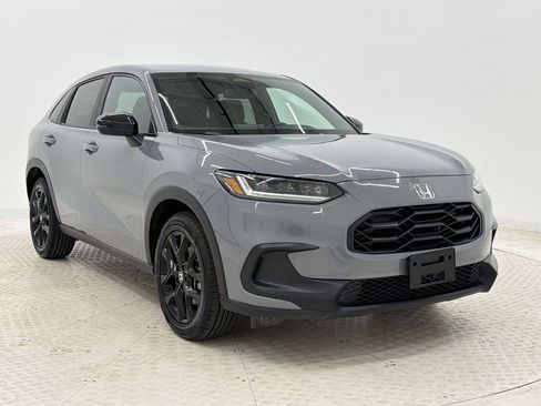 Used 2025 Honda HR-V Sport image 7