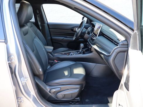 Used 2022 Jeep Compass High Altitude AWD/4WD image 29