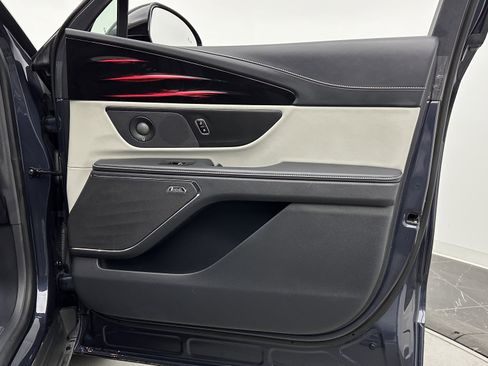 Used 2024 Lincoln Nautilus Premier w/ Equipment Group 102A image 36