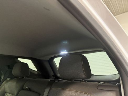 Used 2023 Chevrolet Equinox LT image 48