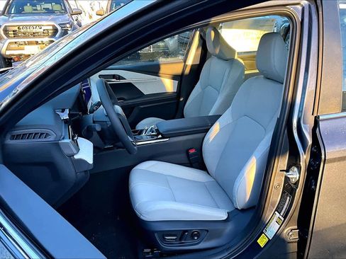 New 2026 Toyota Camry XLE image 9