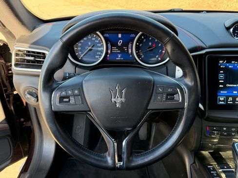 Used 2019 Maserati Ghibli S Q4 image 12
