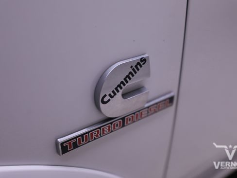 Used 2018 RAM 2500 Laramie image 12