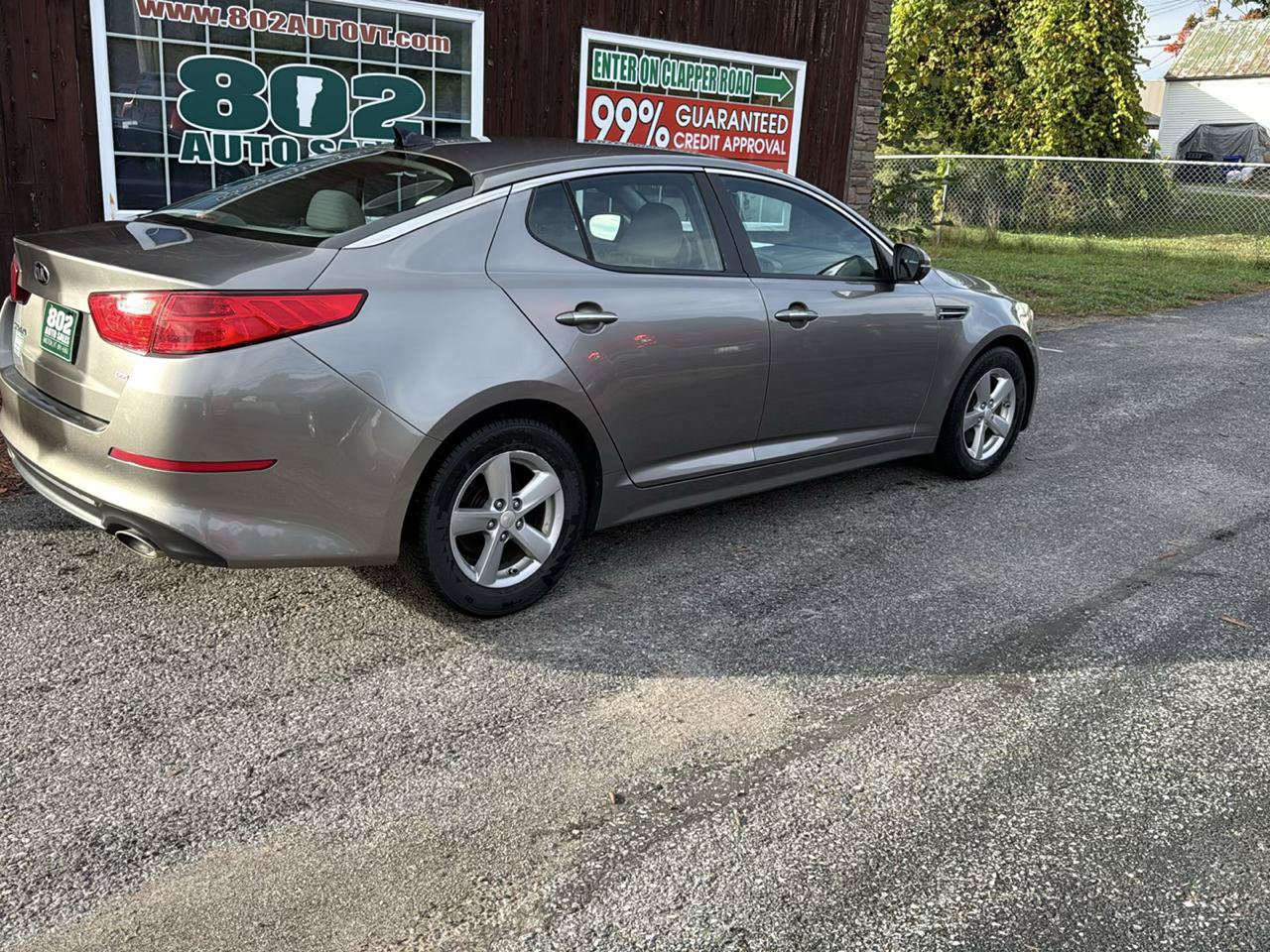 Used 2015 Kia Optima LX FWD image 10