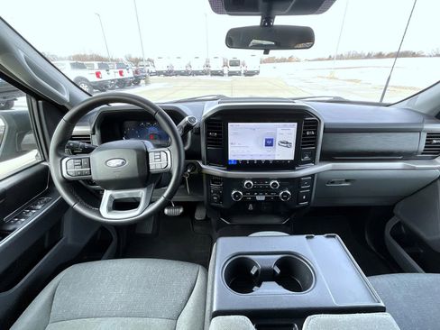 Used 2025 Ford F150 XLT w/ Equipment Group 301A Standard image 13