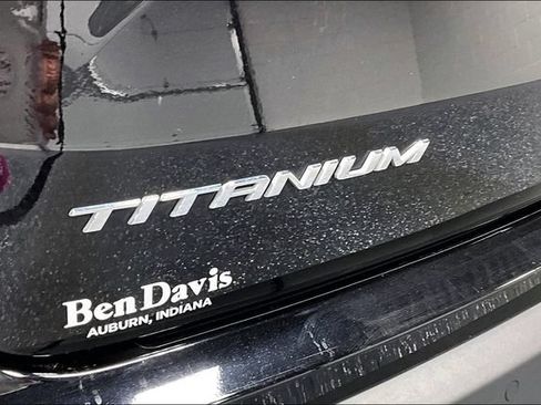 Used 2023 Ford Edge Titanium w/ Cargo Accessory Package AWD/4WD image 22
