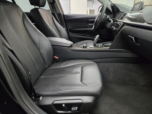 Used 2015 BMW 320i xDrive Sedan image 12