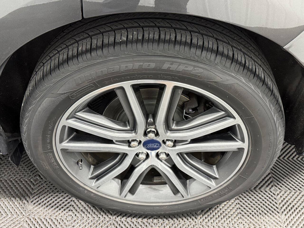 Used 2019 Ford Edge Titanium w/ Equipment Group 301A AWD/4WD image 49