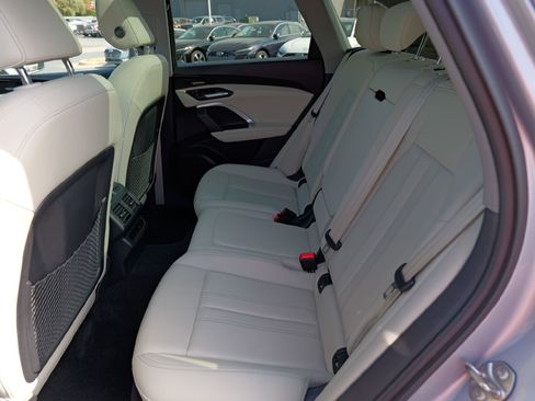 Used 2025 Audi Q5 Premium Plus w/ Premium Plus image 28