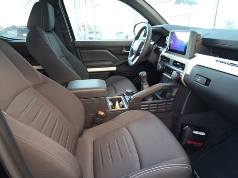 New 2024 Toyota Tacoma TRD Off-Road image 8