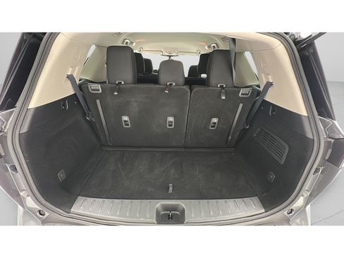 Used 2024 Nissan Pathfinder S AWD/4WD image 23