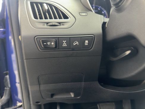 Used 2013 Hyundai Tucson Limited image 22