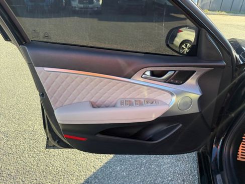 Used 2023 Genesis G70 3.3T w/ Sport Prestige Package image 21