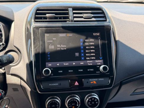 Used 2020 Mitsubishi Outlander Sport Black Edition FWD image 28