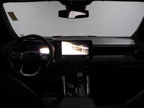 Used 2025 Chevrolet Colorado Trail Boss image 18