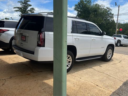 Used 2020 GMC Yukon SLT image 11