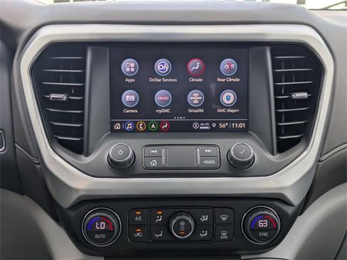 Used 2023 GMC Acadia SLT w/ Technology Package image 23