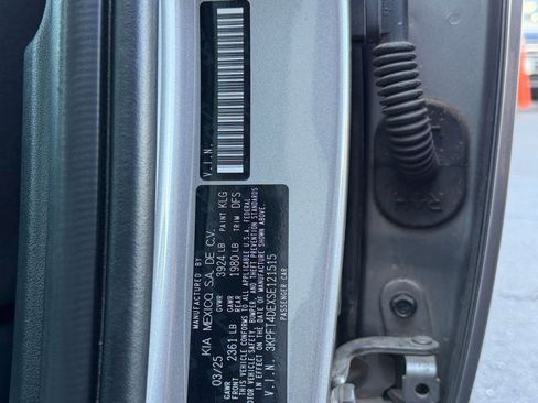 Used 2025 Kia K4 FWD image 28