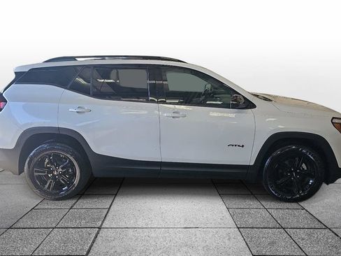 Used 2022 GMC Terrain AT4 w/ Tech Package AWD/4WD image 4