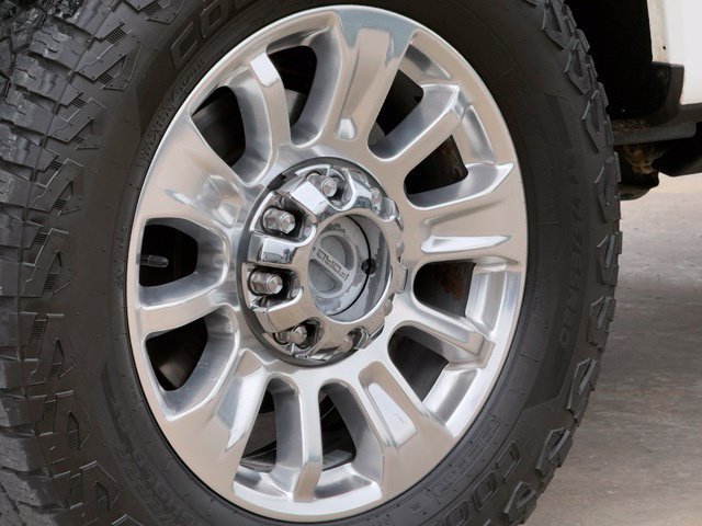 Used 2022 Ford F250 Limited AWD/4WD image 14