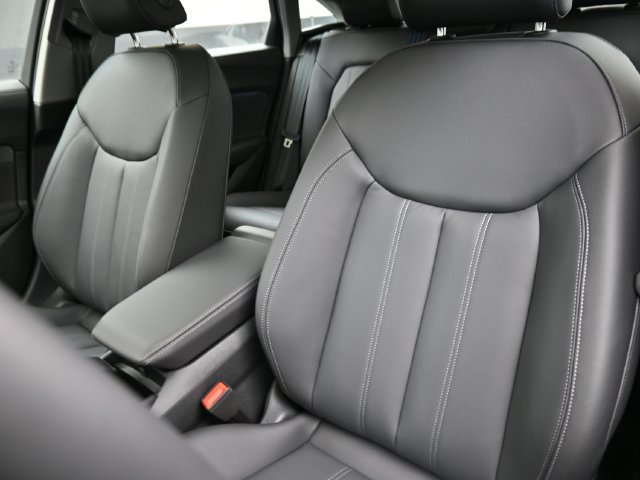 Used 2025 Audi A5 Premium Plus w/ Premium Plus AWD/4WD image 23