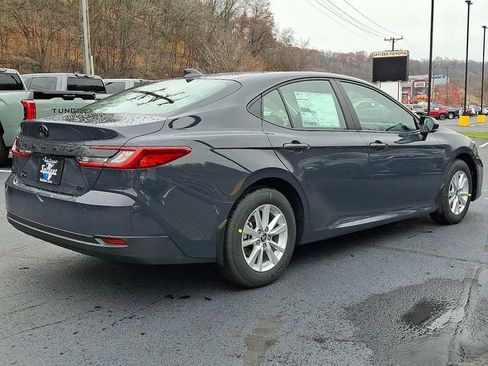 New 2026 Toyota Camry LE image 8
