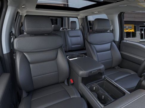 New 2025 Ford F250 Lariat w/ Lariat Ultimate Package image 10