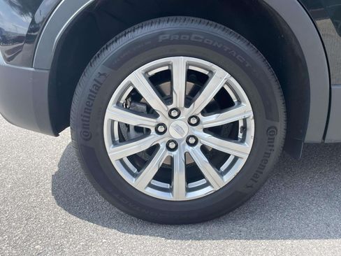 Used 2023 Cadillac XT4 Premium Luxury w/ Cold Weather Package AWD/4WD image 7