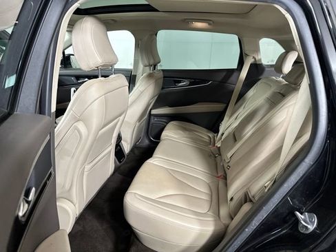 Used 2023 Lincoln Nautilus Reserve w/ Class II Trailer Tow Package image 25