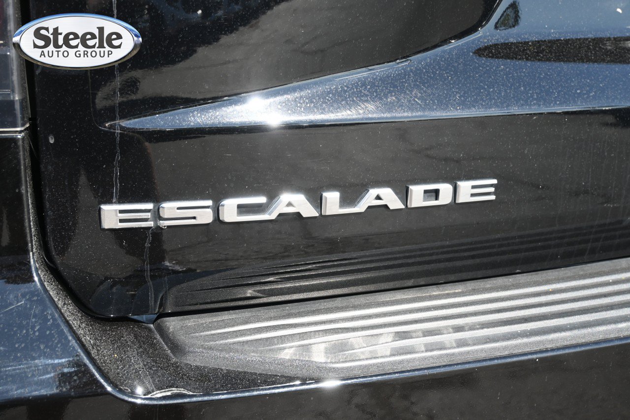 Certified 2023 Cadillac Escalade ESV Sport Platinum AWD/4WD image 23