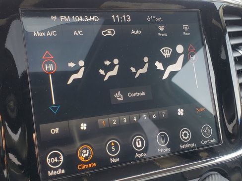 Used 2019 Jeep Grand Cherokee Limited image 25