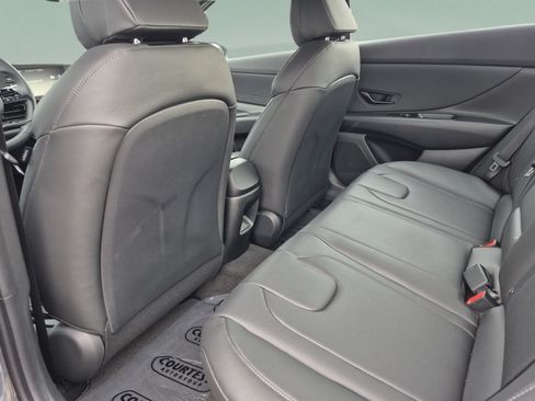 New 2026 Hyundai Elantra SEL Sport FWD image 15