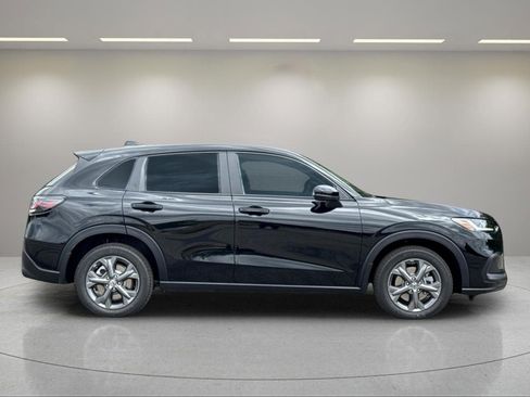 New 2027 Honda HR-V LX image 6
