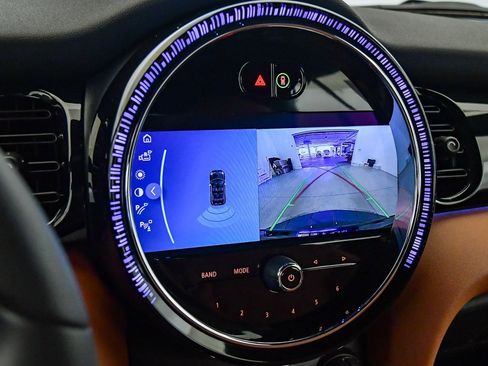 Certified 2023 MINI Cooper S w/ Signature Upholstery Package image 28