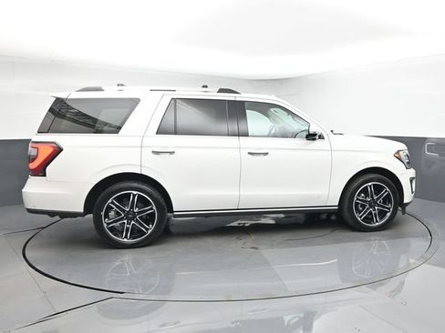 Used 2020 Ford Expedition Limited w/ Special Edition Package AWD/4WD image 9