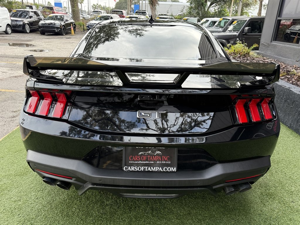 Used 2024 Ford Mustang GT RWD image 5