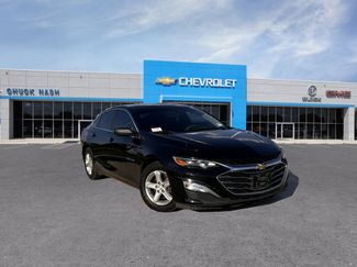 Used 2020 Chevrolet Malibu LS image 1