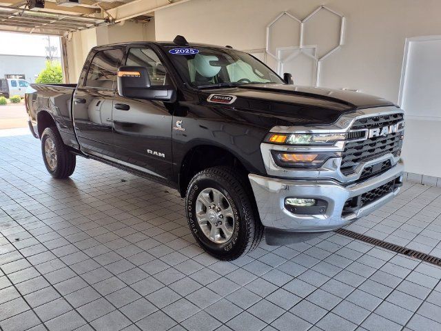 Used 2025 RAM 3500 Big Horn AWD/4WD image 1