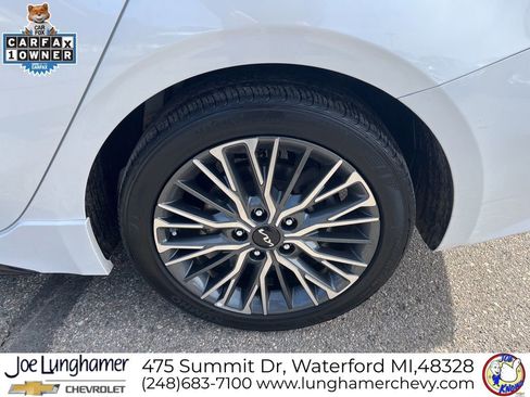 Used 2023 Kia Forte GT-Line w/ GT-Line Premium Package image 11